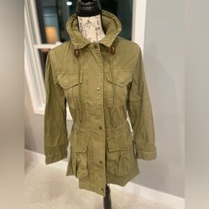 J.Crew Jacket Womens Size XS Utility Jacket in Olive Green.